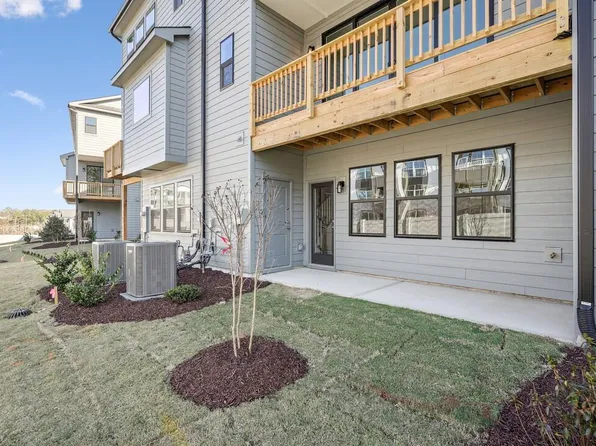 4711 Cypress Tree Ln, Raleigh, NC 27612