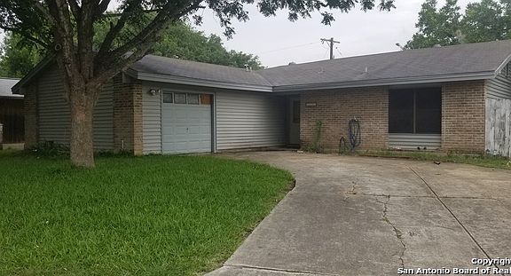 5th image of 3222 Autumn Ln