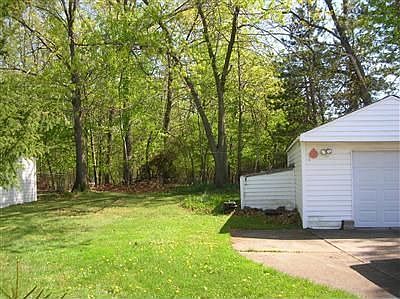 2nd image of 3315 Winthrop Dr