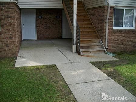 1st image of 2788 Davison Ave #1