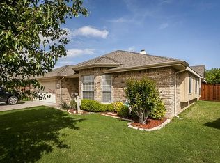 5705 Ridgeview Dr, Haltom City, TX 76137