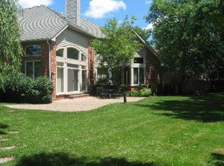 836 Pony Ln, Northbrook, IL 60062