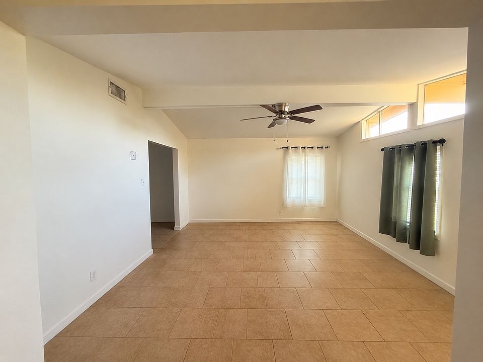 1st image of 5110 Village Grn