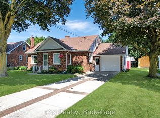 6 Johnstone Blvd, Brockton, ON N0G 2V0