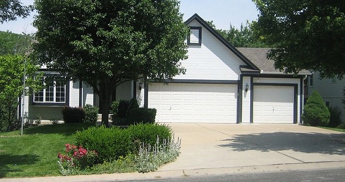 1st image of 6216 W 155th St