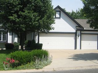 6216 W 155th St, Overland Park, KS 66223