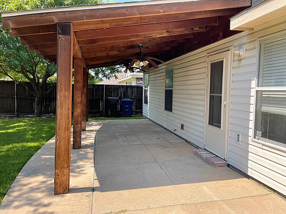 3rd image of 2220 Plum Ct