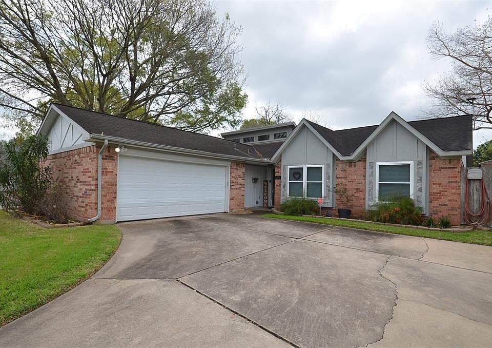 1st image of 2318 Fairdale Ct
