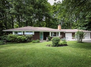 151 Hilltop Dr, Elma, NY 14059