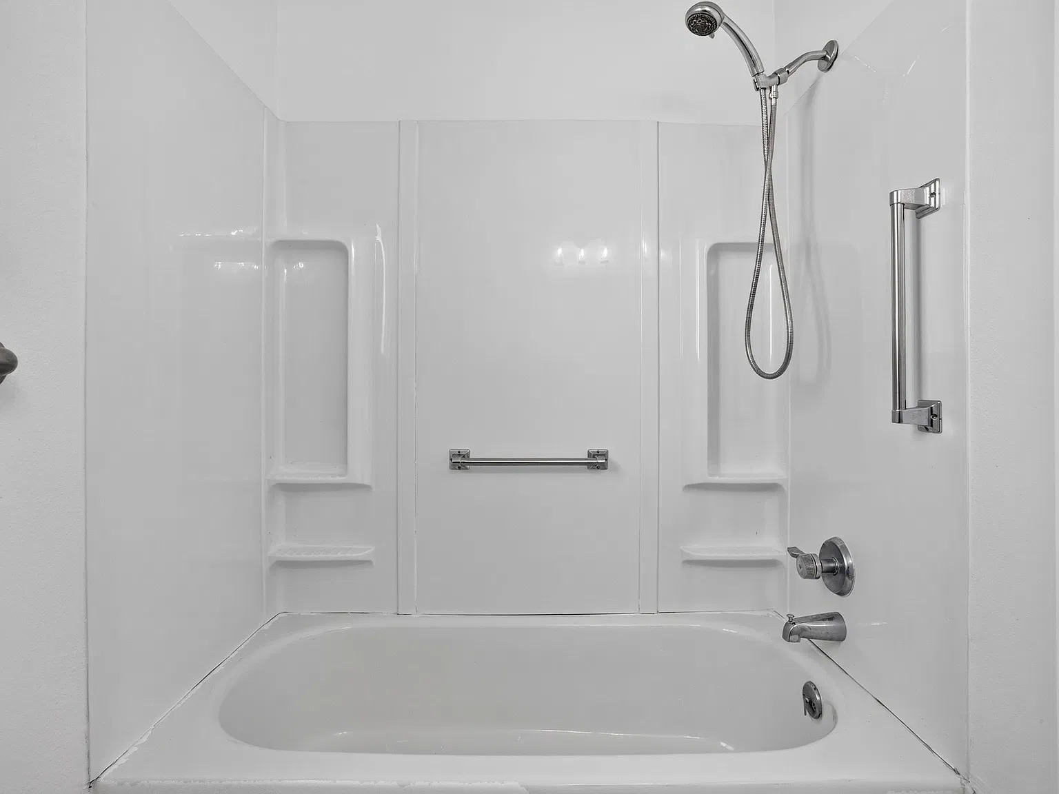17170 Beers Ave — Photo 3