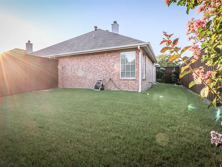 10613 Brandenberg Dr — Photo 20