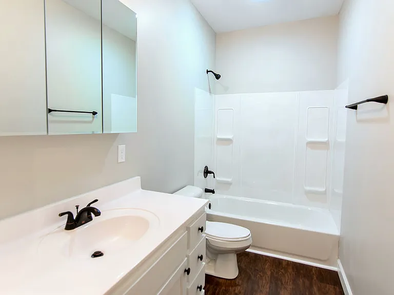 33 Michigan Ln — Photo 21