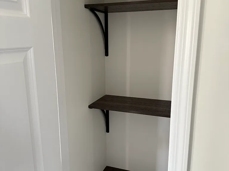 1003 Castle St — Photo 15