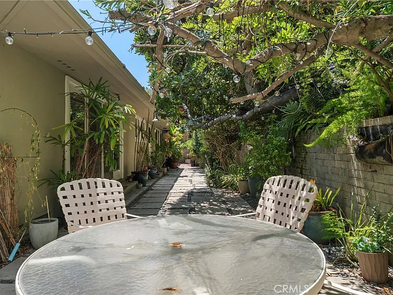 229 Glenullen Dr — Photo 30