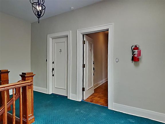 5th image of 1806 W Morrison Ave
