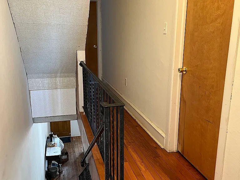 223 Wendover St — Photo 10