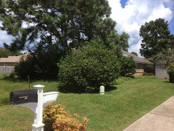 3rd image of 26 Norwich Cir