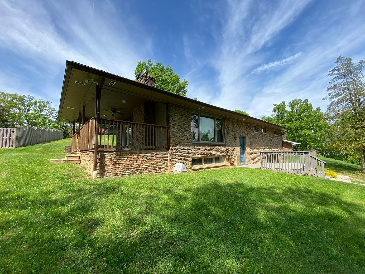166 N Oakview Dr, Kenova, WV 25530 Zillow