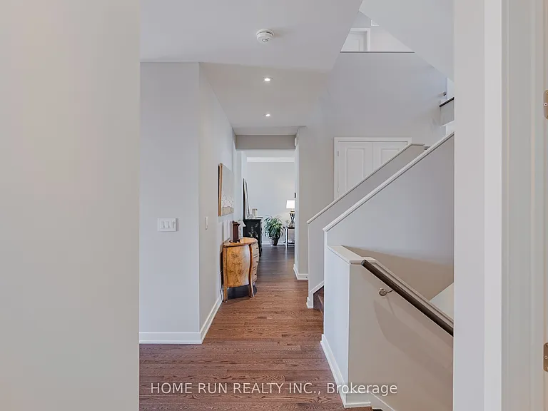 451 Longworth Ave — Photo 24