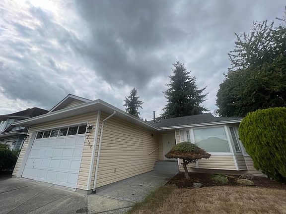 2nd image of 12169 Cherrywood Dr