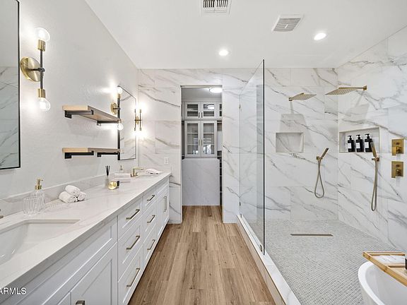 2nd image of 14 W BLUE RIDGE Way