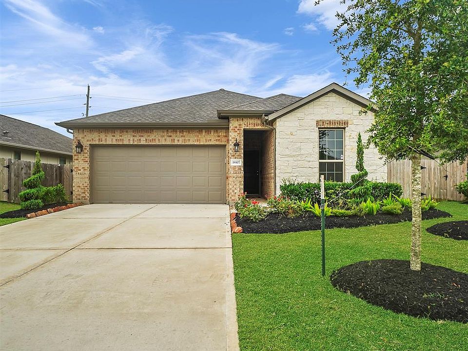 1st image of 18107 Alora Springs Trce