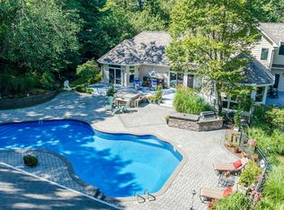 140 N Woods Dr, Wading River, NY 11792