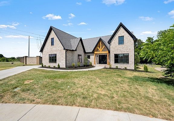 3rd image of 2338 Thad Ct