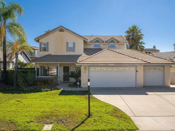 566 Alta Meadow Ln, Escondido, CA 92027