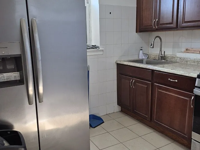 1706 Anthony Ave #1A — Photo 7