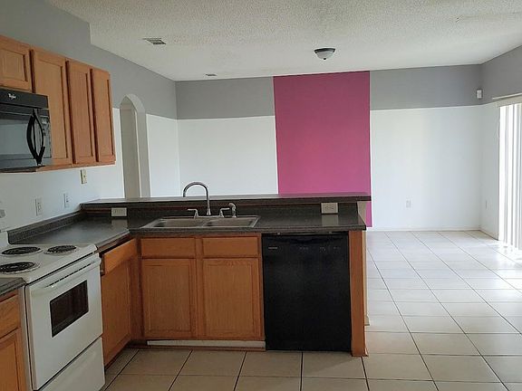 4th image of 411 Mallard Ln
