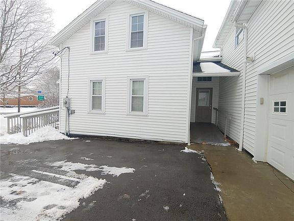 4th image of 19 N Main St