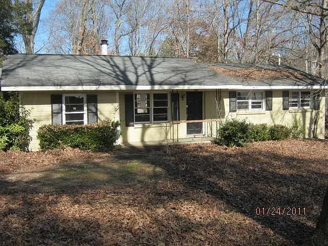 175 Taunton Rd photo 1