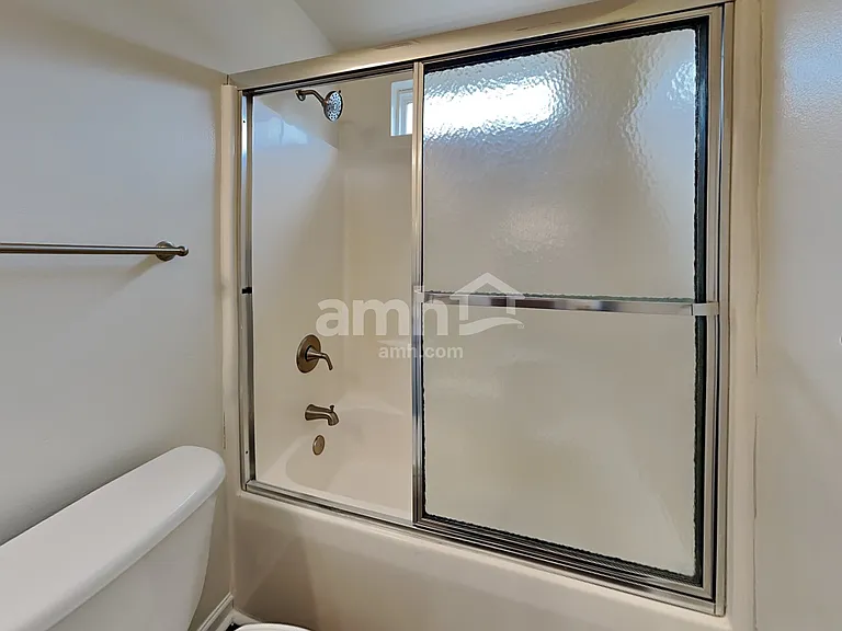 14 Annika Ct — Photo 18