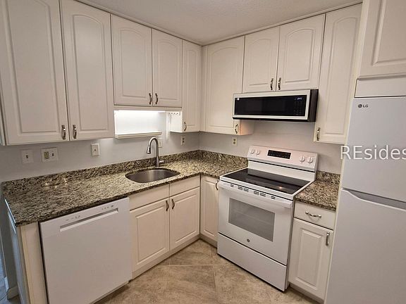 3rd image of 239 Beach City Rd APT 1215