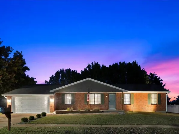 6400 Farmcrest Ct, Saint Louis, MO 63129