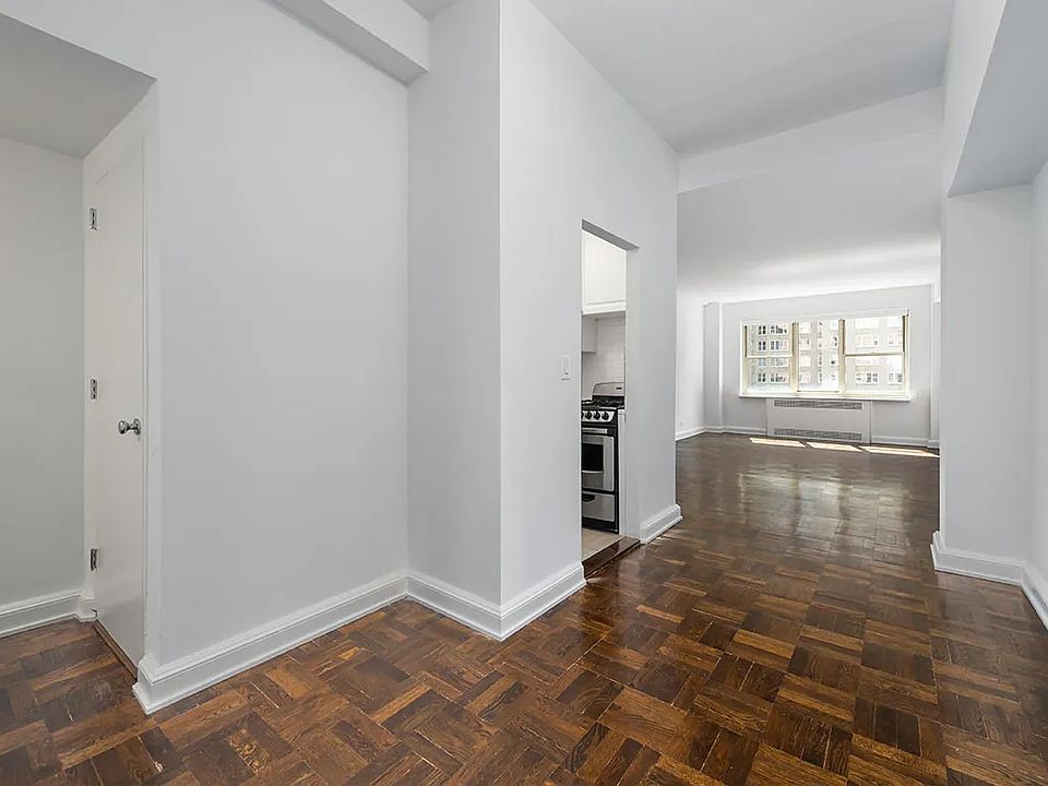 1st image of 300 E 57th St APT 2K