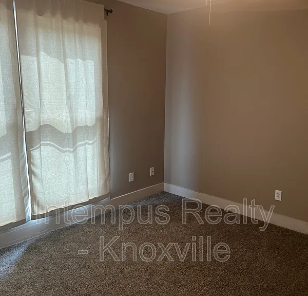 229 Deaderick Ave — Photo 31