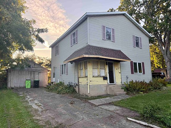 3rd image of 305 Rosedale Ave