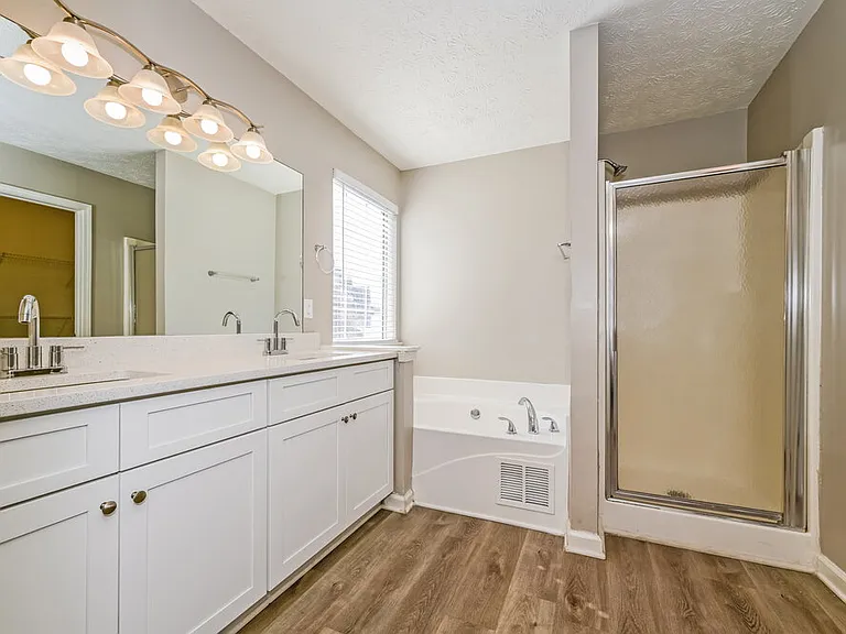 654 Highpoint Way — Photo 12