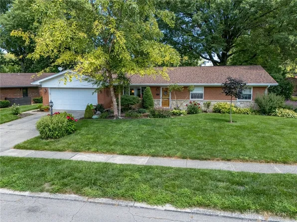 5184 Sugar Maple Dr, Dayton, OH 45440