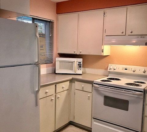 5th image of 25005 98th Pl S APT C104