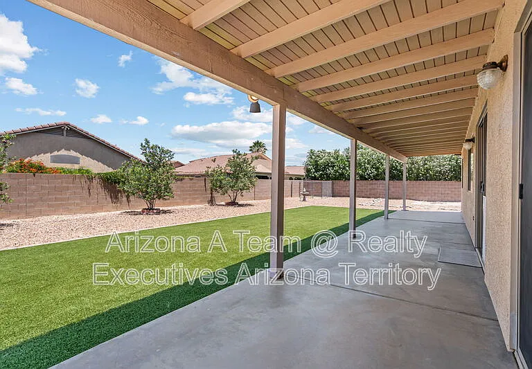8969 E Martha Root Ct — Photo 2