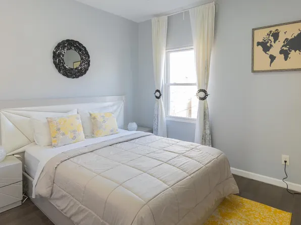 1111 7th Street image 7 of 14