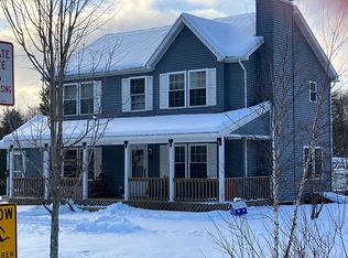 684 E Wind Dr, Waterbury Center, VT 05677