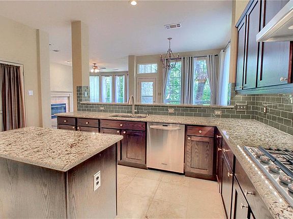 3rd image of 10512 Galsworthy Ln