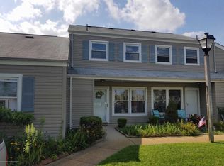 30 Mediterranean Ct, Barnegat, NJ 08005