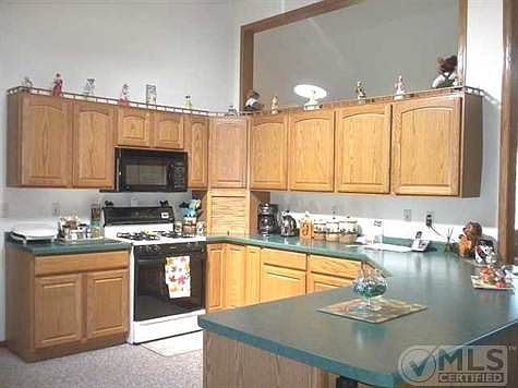2nd image of 225 W Midland Ave