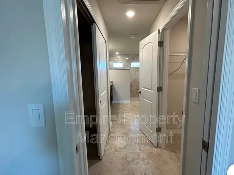 4113 NE 22nd Ave — Photo 12