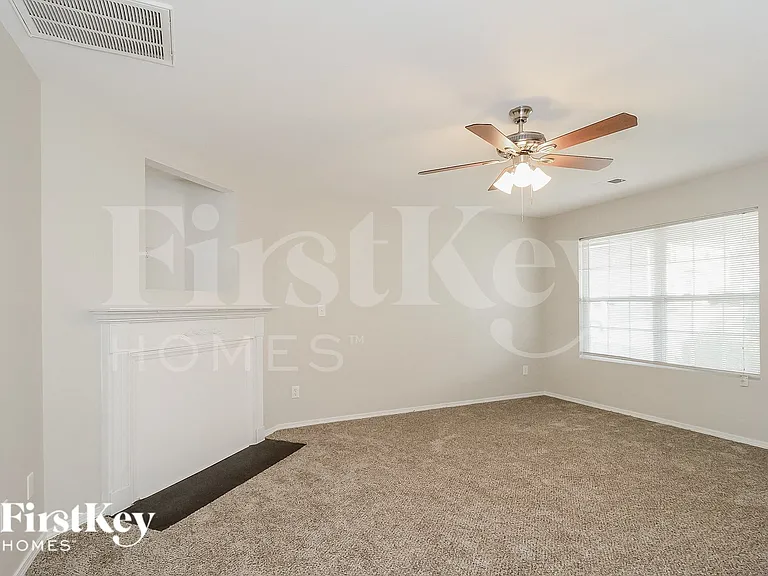5367 Liberty Hall Cir — Photo 3